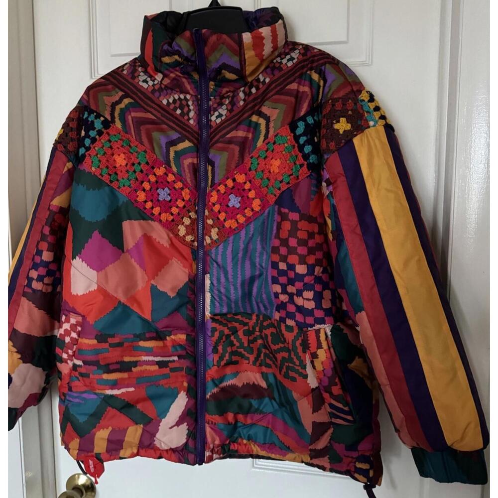 Farm Rio Women's XS Red Abstract Patches Reversible Full Zip Puffer Jacket NEW - Picture 5 of 16
